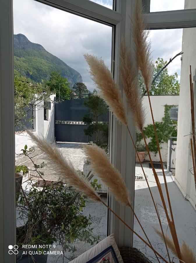 וויריר-דו-לאק Villa Le Lac Cottage Au Bord Du Lac D'Annecy - Chambre Chez L'Habitant - Les Terrasses Du Lac מראה חיצוני תמונה