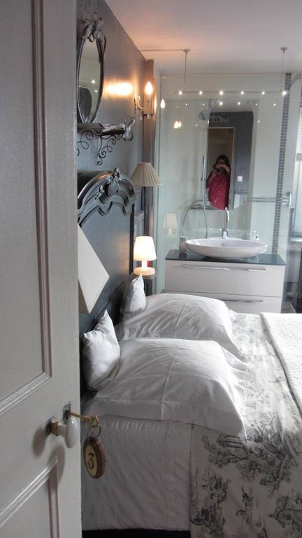 וויריר-דו-לאק Villa Le Lac Cottage Au Bord Du Lac D'Annecy - Chambre Chez L'Habitant - Les Terrasses Du Lac מראה חיצוני תמונה